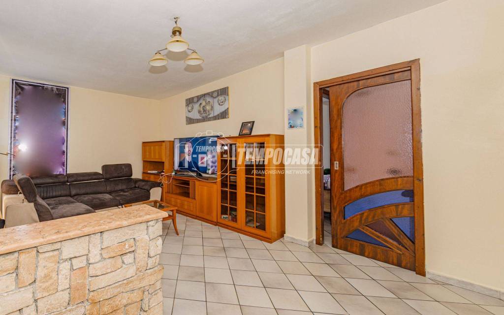 appartamento in vendita a Parona