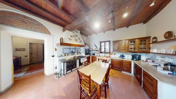 casa indipendente in vendita a Parona