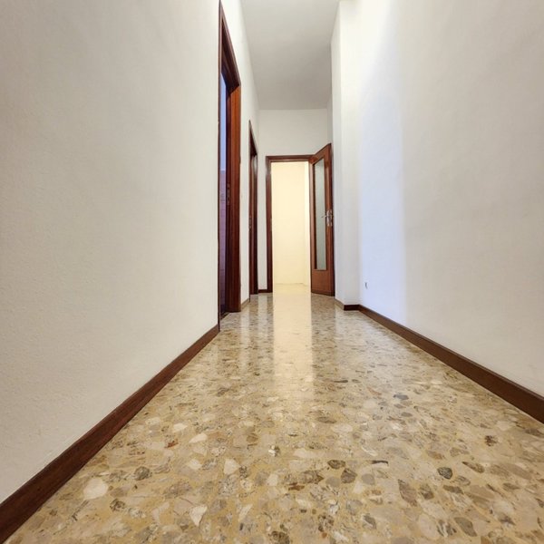 appartamento in vendita a Pavia in zona Centro Città