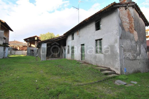 casa indipendente in vendita a Pavia in zona Mirabello