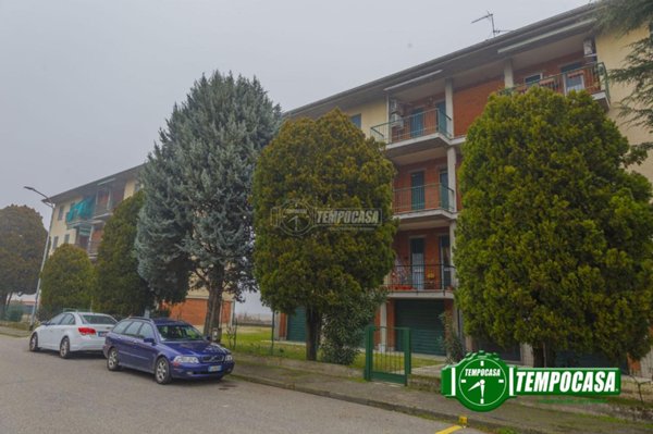 appartamento in vendita a Pavia in zona Vallone