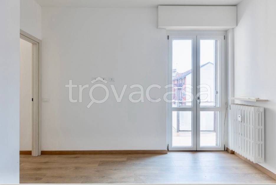 appartamento in vendita a Pavia in zona Stazione