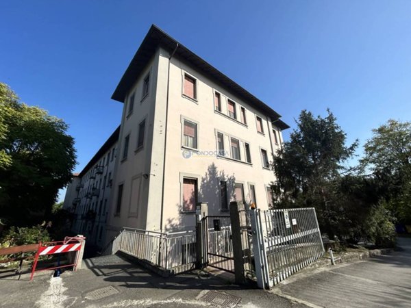 appartamento in vendita a Pavia in zona San Pietro