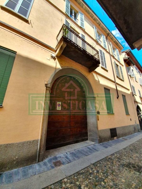 appartamento in vendita a Pavia in zona Centro Città