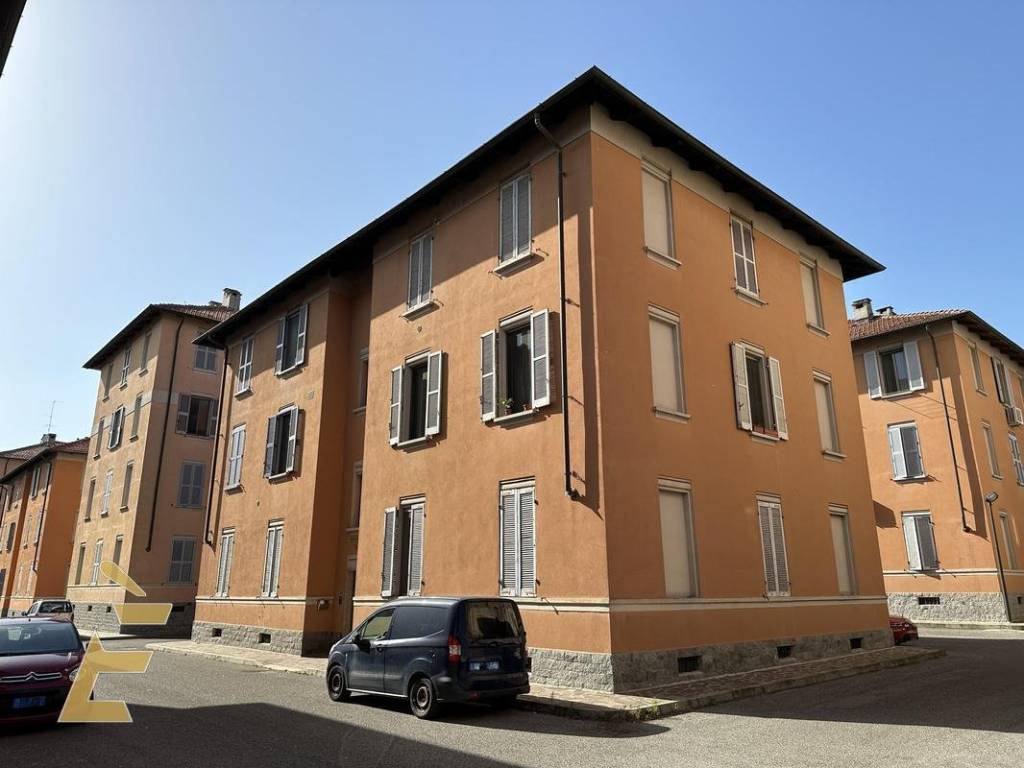 appartamento in vendita a Pavia in zona San Pietro