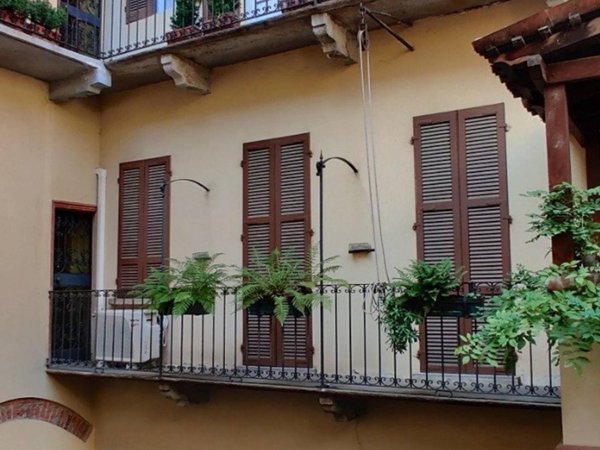appartamento in vendita a Pavia in zona Centro Città
