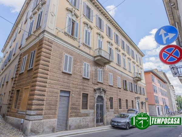 appartamento in vendita a Pavia in zona Viale Gorizia