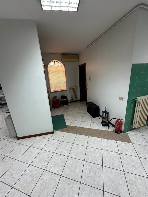 appartamento in vendita a Pavia in zona Viale Della Libertà