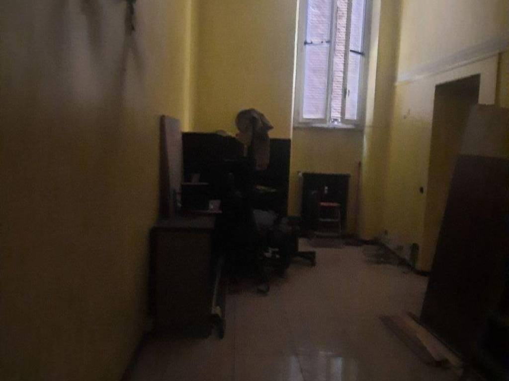 ufficio in vendita a Pavia in zona Centro Città