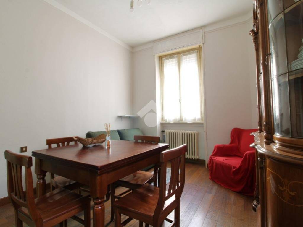appartamento in vendita a Pavia in zona Centro Città