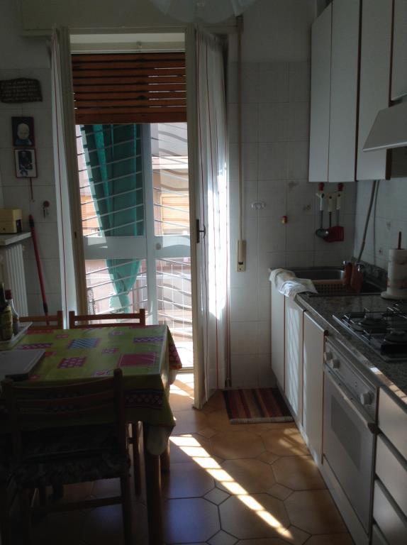 appartamento in vendita a Pavia in zona Vallone