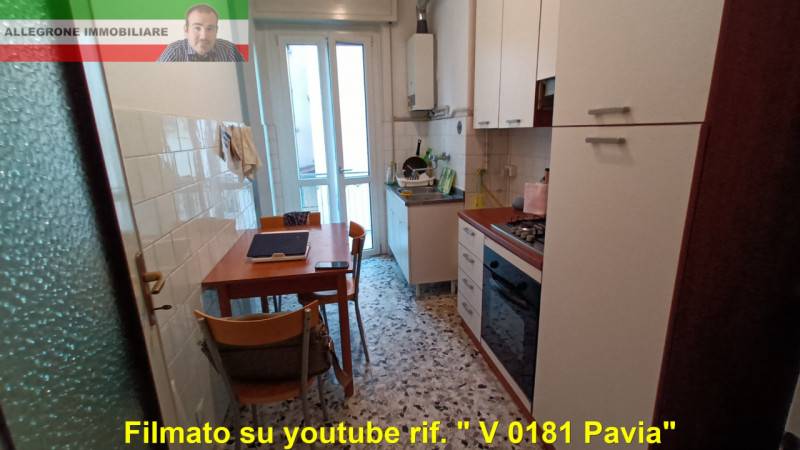 appartamento in vendita a Pavia in zona Stazione
