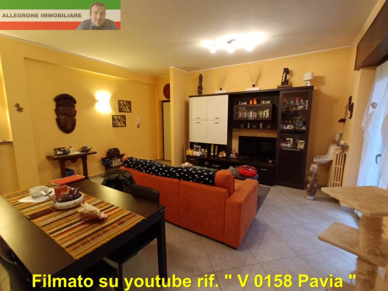 appartamento in vendita a Pavia in zona Vallone