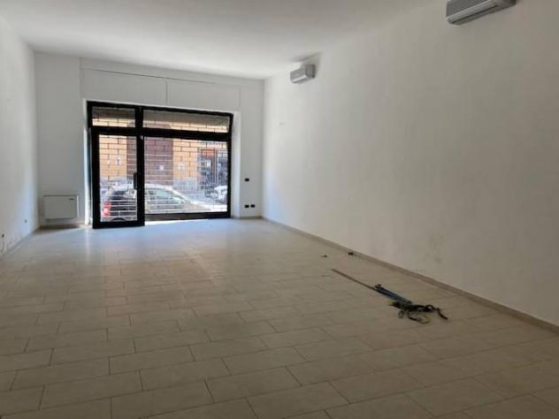 trivano in vendita a Pavia in zona Centro Città
