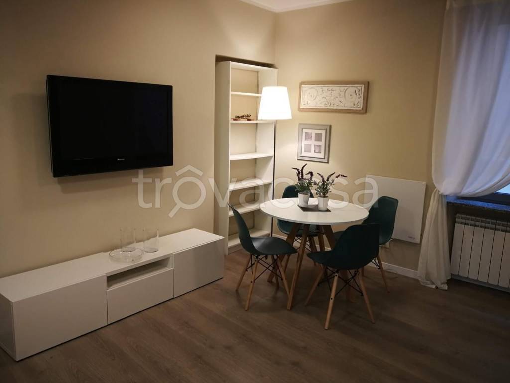 appartamento in vendita a Pavia in zona Centro Città