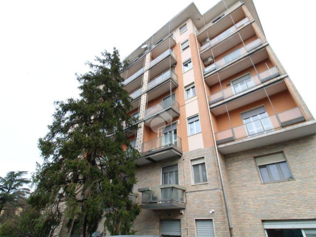 appartamento in vendita a Pavia in zona Stazione