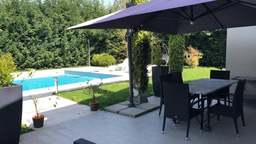 casa indipendente in vendita a Pavia in zona Policlinico