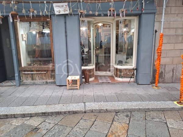 appartamento in vendita a Pavia in zona Centro Città