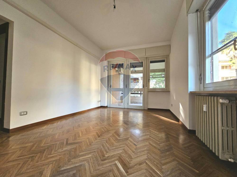 appartamento in vendita a Pavia in zona Centro Città