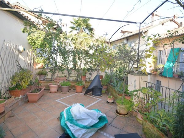 appartamento in vendita a Pavia in zona Centro Città