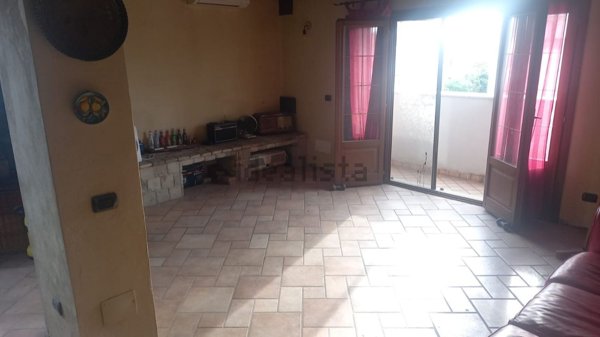 casa indipendente in vendita a Pavia in zona Stazione