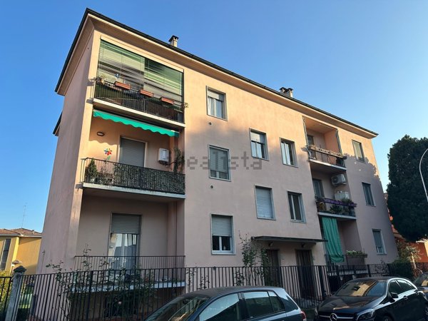 appartamento in vendita a Pavia in zona Città Giardino