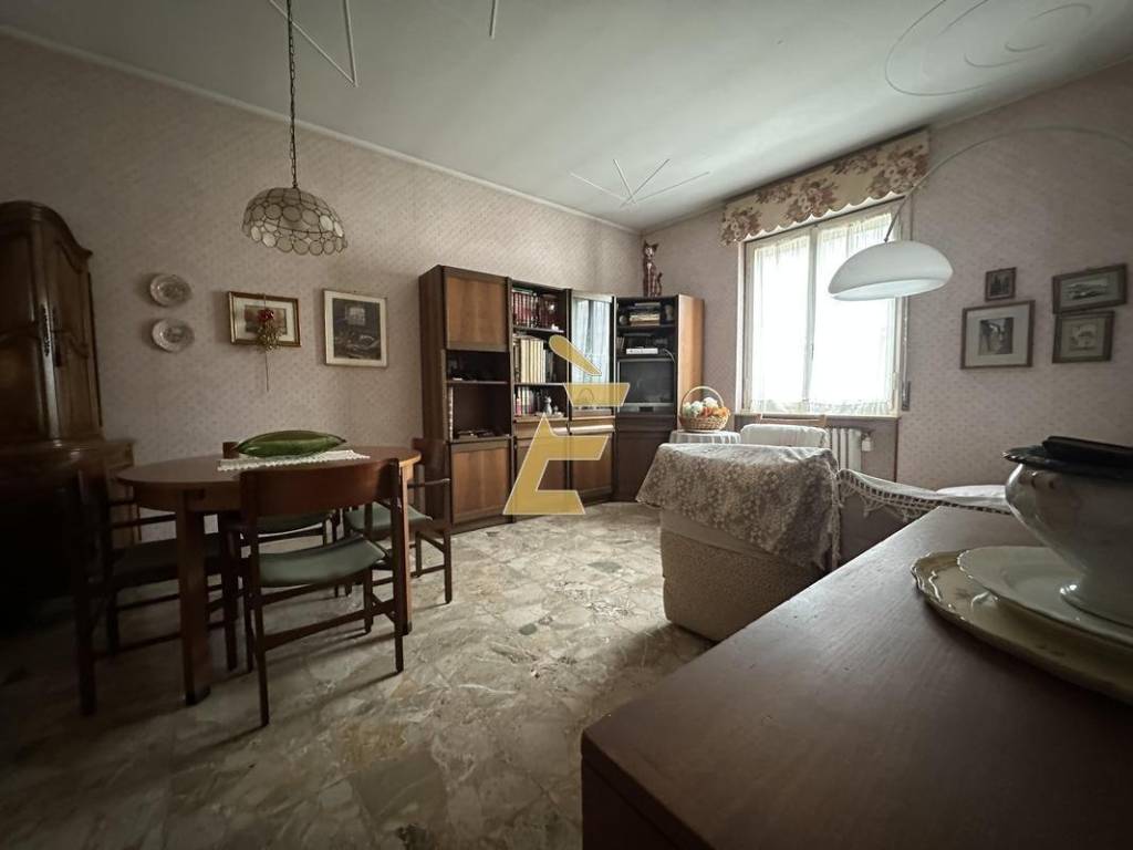 appartamento in vendita a Pavia in zona Città Giardino