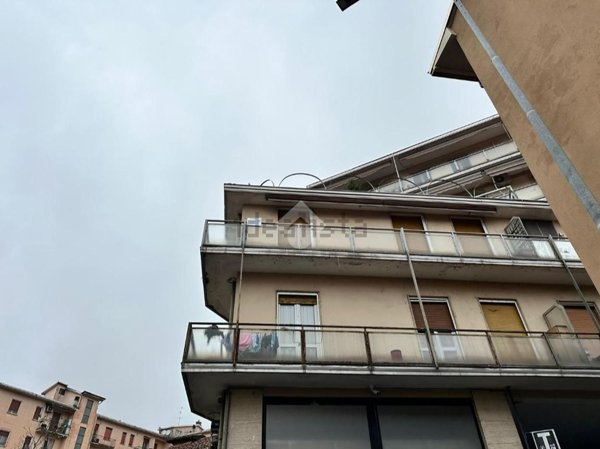 appartamento in vendita a Pavia in zona Stazione