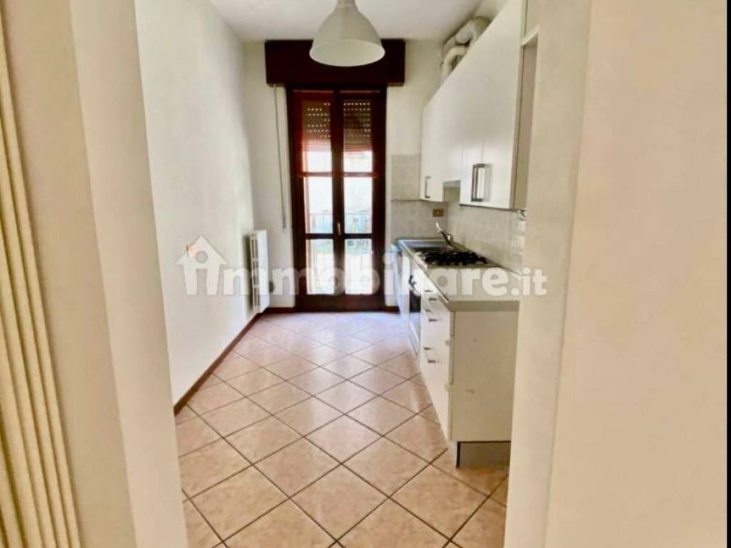 appartamento in vendita a Pavia in zona Centro Città