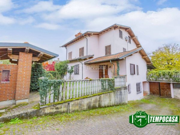 casa indipendente in vendita a Pavia