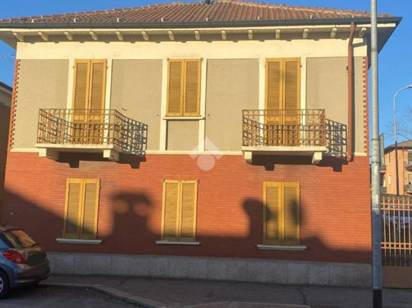 casa indipendente in vendita a Pavia in zona Viale Cremona