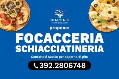 negozio in vendita a Pavia in zona Centro Città
