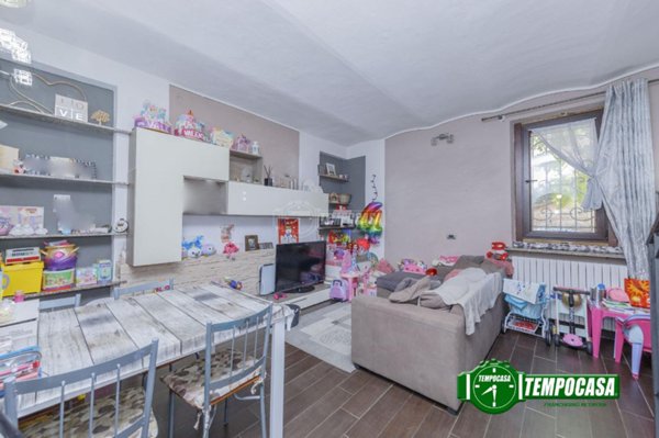 casa indipendente in vendita a Pavia in zona Centro Città