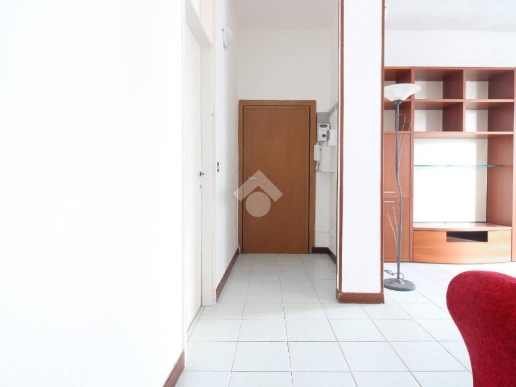 appartamento in vendita a Pavia in zona Città Giardino