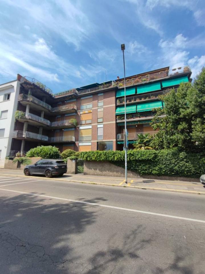 appartamento in vendita a Pavia in zona Centro Città
