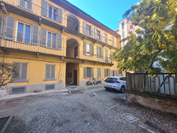 appartamento in vendita a Pavia in zona Stazione
