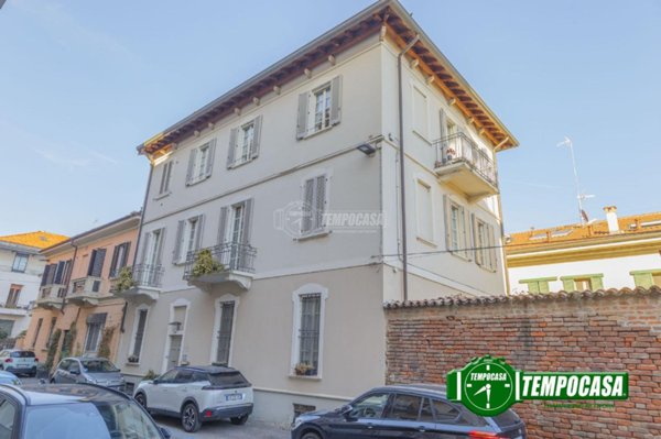 appartamento in vendita a Pavia in zona Centro Città