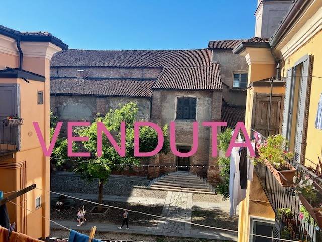 appartamento in vendita a Pavia in zona Centro Città
