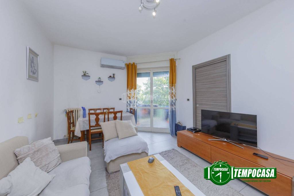 appartamento in vendita a Pavia in zona Centro Città