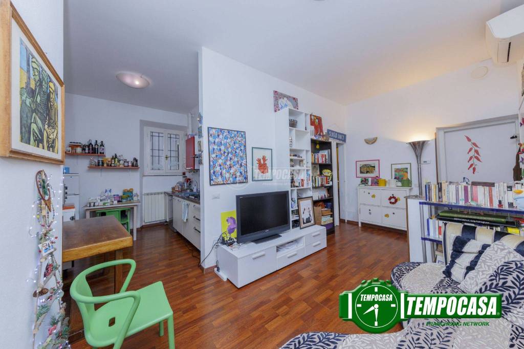 appartamento in vendita a Pavia in zona Centro Città