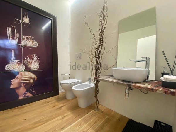 ufficio in vendita a Pavia in zona Casa sul Fiume