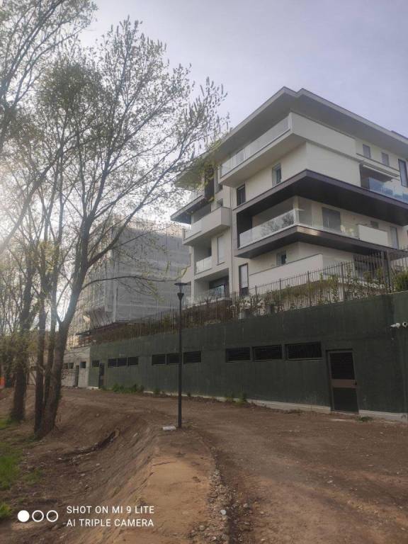 appartamento in vendita a Pavia in zona Pompieri