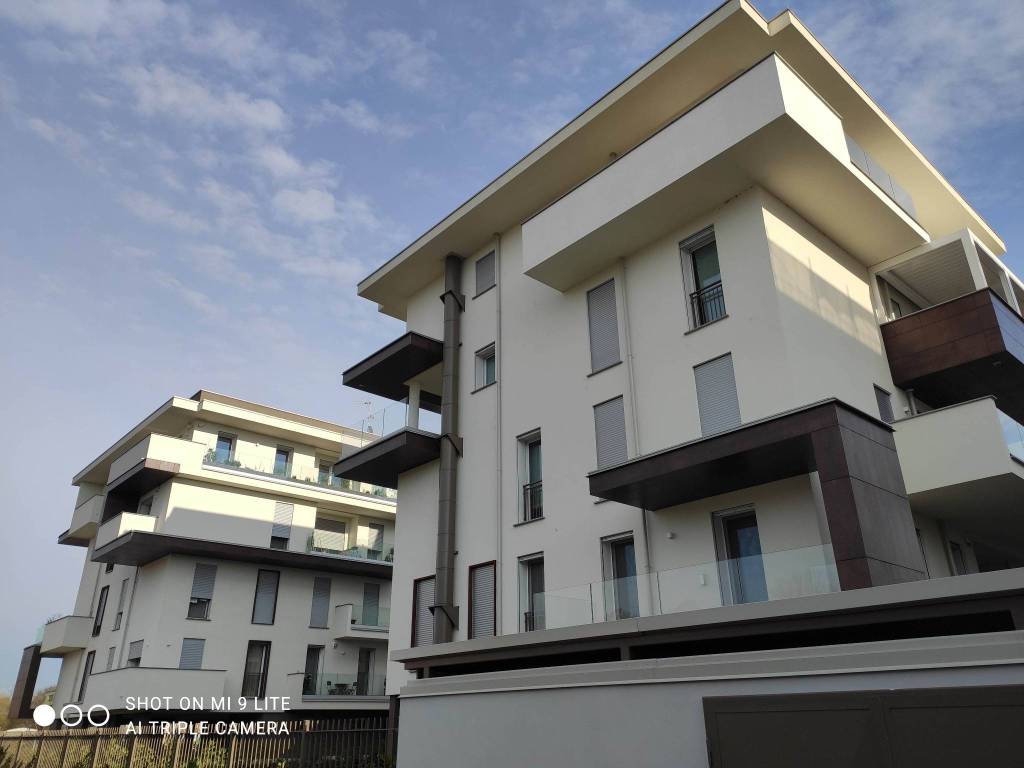 appartamento in vendita a Pavia in zona Città Giardino