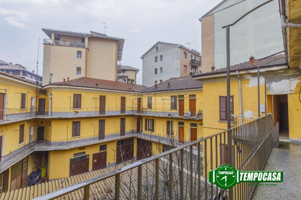appartamento in vendita a Pavia in zona Campari