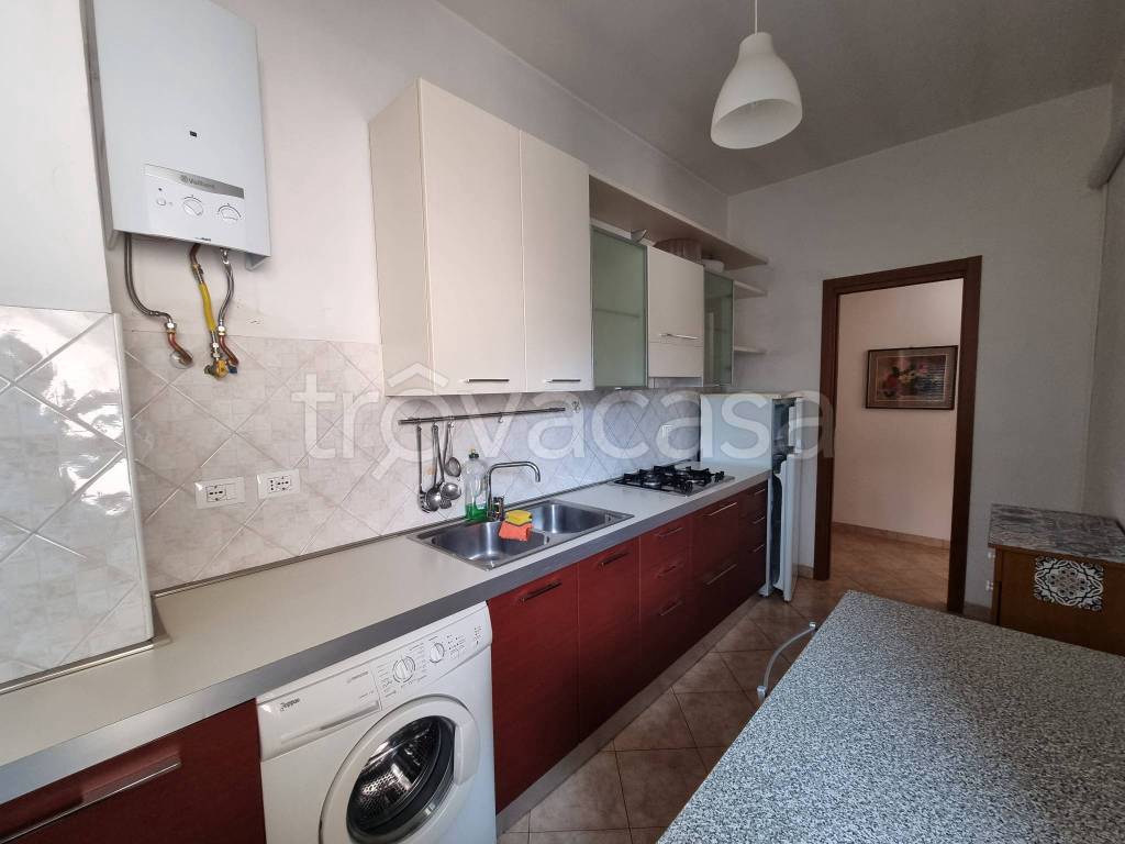 appartamento in vendita a Pavia in zona Borgo Ticino