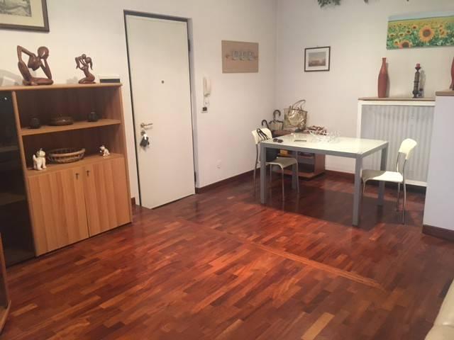 appartamento in vendita a Pavia in zona Stazione