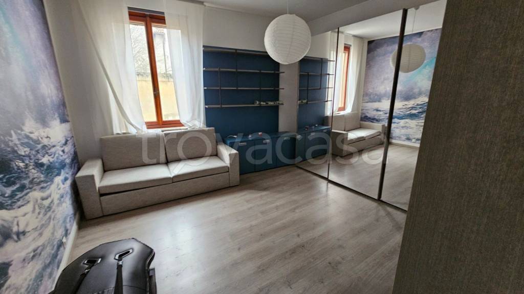 appartamento in vendita a Pavia in zona Centro Città