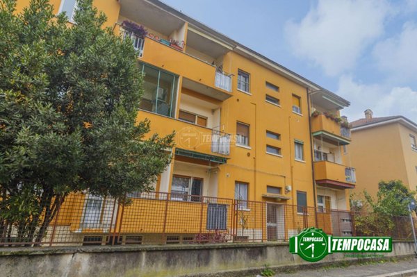 appartamento in vendita a Pavia in zona Centro Città