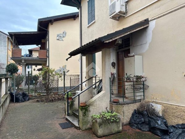 appartamento in vendita a Pavia in zona Casa sul Fiume