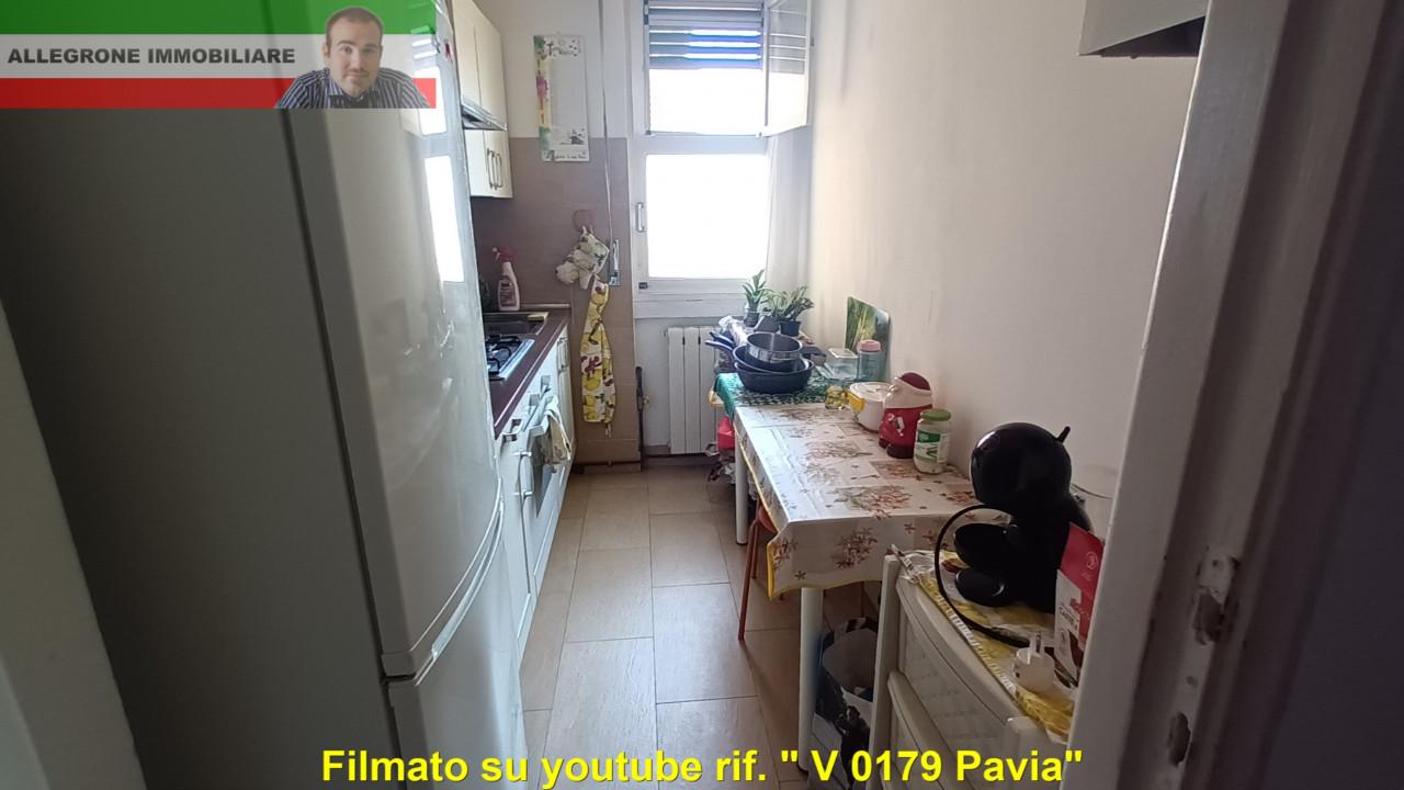 appartamento in vendita a Pavia in zona Campo Coni